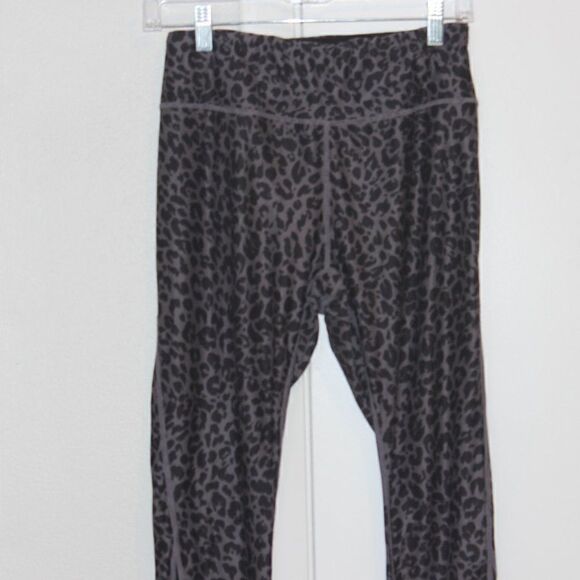 Juicy Couture Sport Black Leopard Print Leggings size medium - Picture 2 of 10